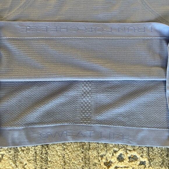 Lululemon Swiftly Tech Racerback Tank Top Size 10 Hydrangea Blue - Picture 6 of 11